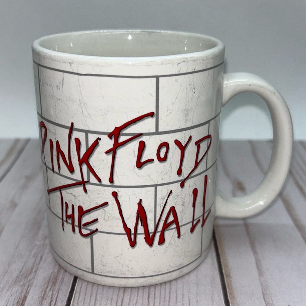 Pink Floyd ‘The Wall’ Red Lettering 2008 Tin Blue Limited Coffee Mug